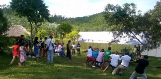 Trò chơi tập thể ngoài trời nào vui nhộn?